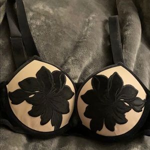 Gently used Vs velvet push up bra